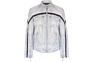 81IGyCYST1L._AC_UL320_